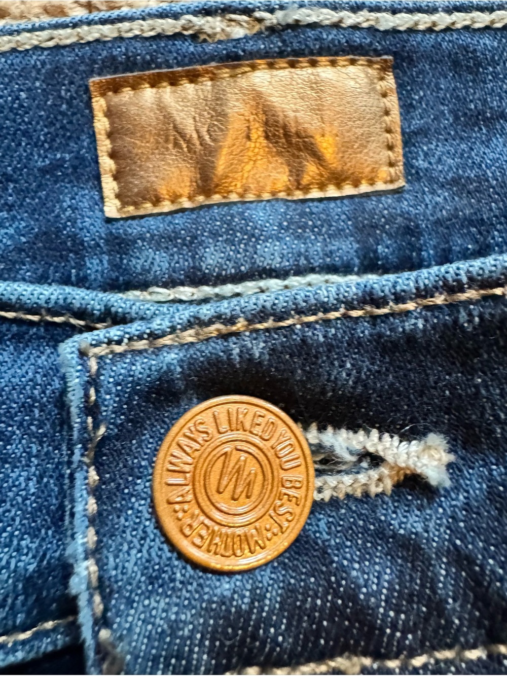 MOTHER The Patch Pocket Weekender Mid-Rise Flare Jeans - Picture 6 of 7